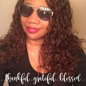 Meet your Posher, Jillian